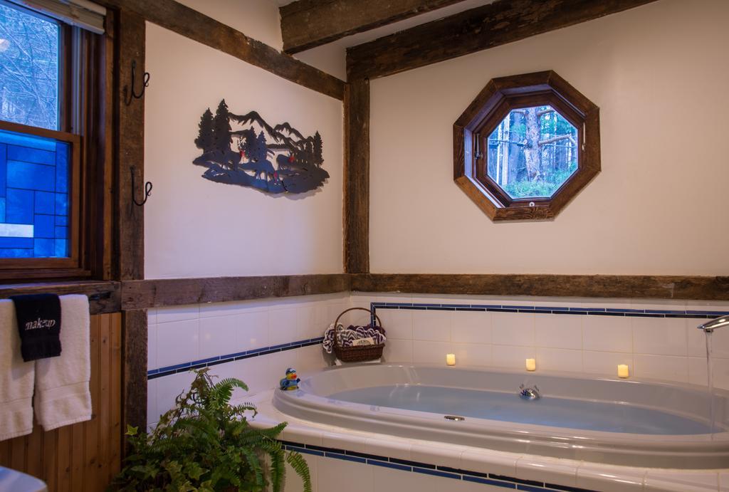 West Hill House B&B Warren Экстерьер фото